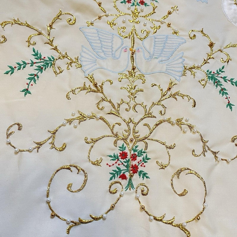 Chasuble Vestment Ivory Hand Sewn Hand Embroidered Angels - Picture 8 of 12